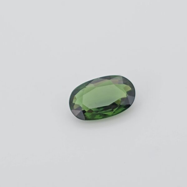 Turmalina Verde Pino corte Oval 1.34ct