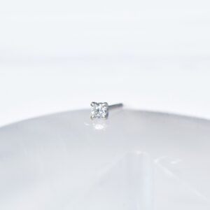Piercing Kitty Diamante * Oro Blanco 14k