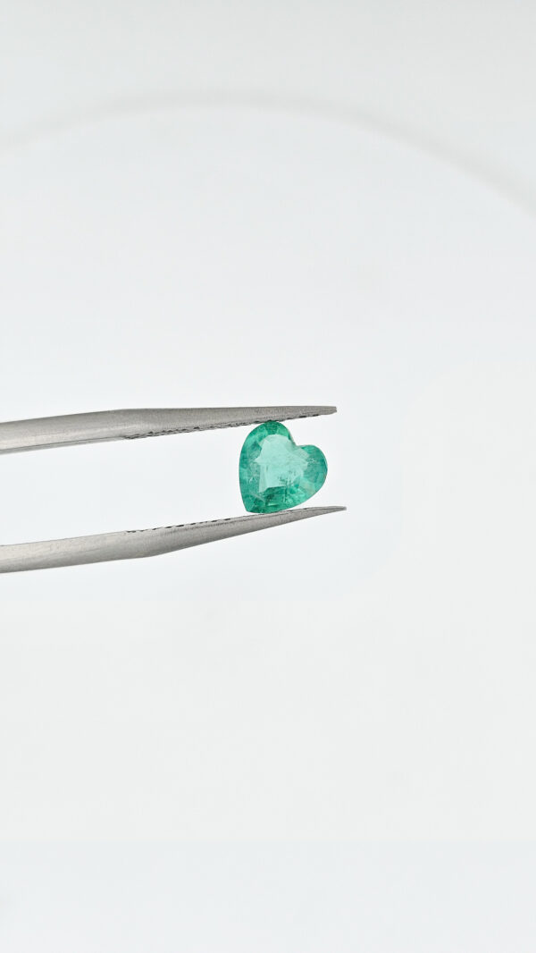 Esmeralda Corte Corazón 0.56 ct