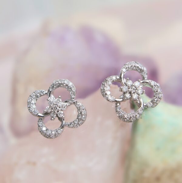 Aretes Clover * Oro Blanco 10k