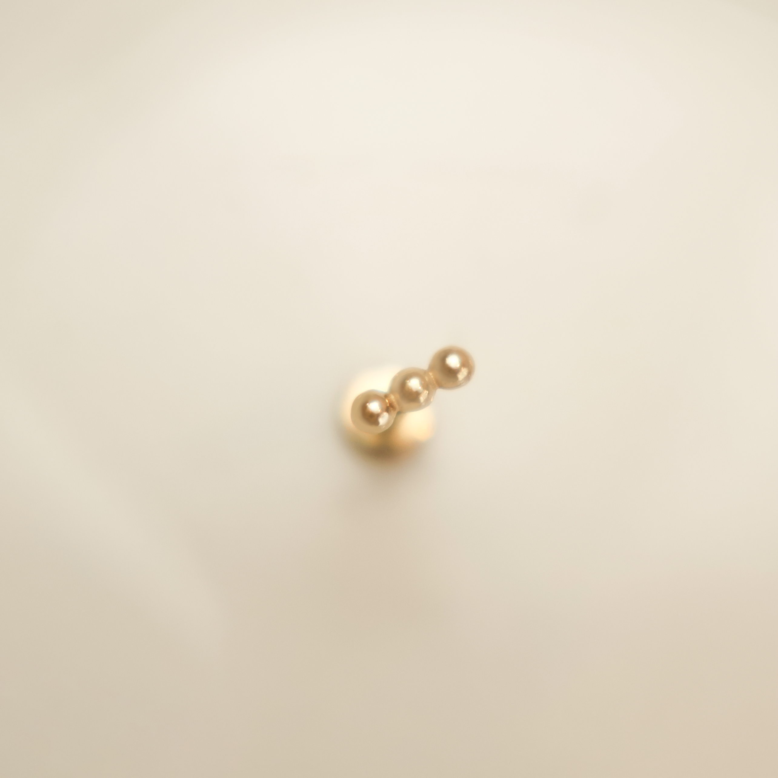 Flat Back Dots * Oro Amarillo 14k