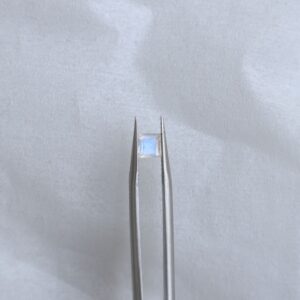 Moonstone Arcoíris corte Princesa 0.67ct