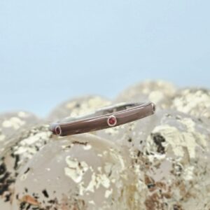 Anillo Loop Moka Granate * Plata Talla 5