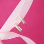 Arracadas Loop Pistache Pastel con Diamantes * Oro Amarillo 14k