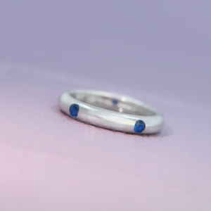 Anillo Loop Original de Circonias * Plata Talla 8.25
